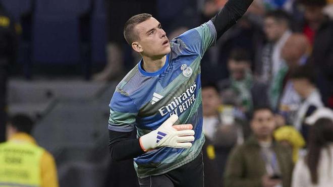 国米瞄准三门将引援：维卡里奥、卢宁与本托成