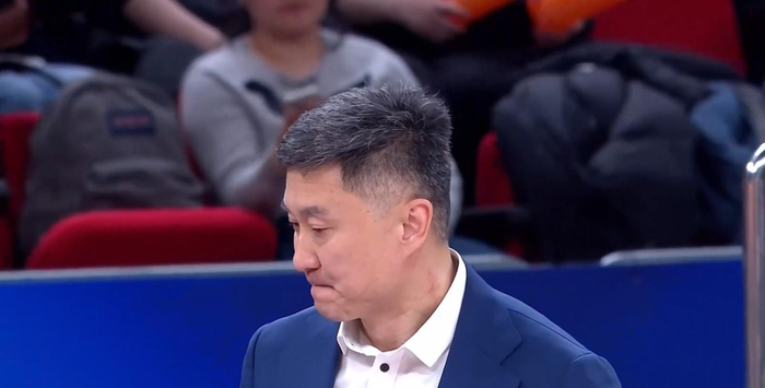 京粤巅峰对决引爆CBA常规赛 竞争季后赛席位成焦