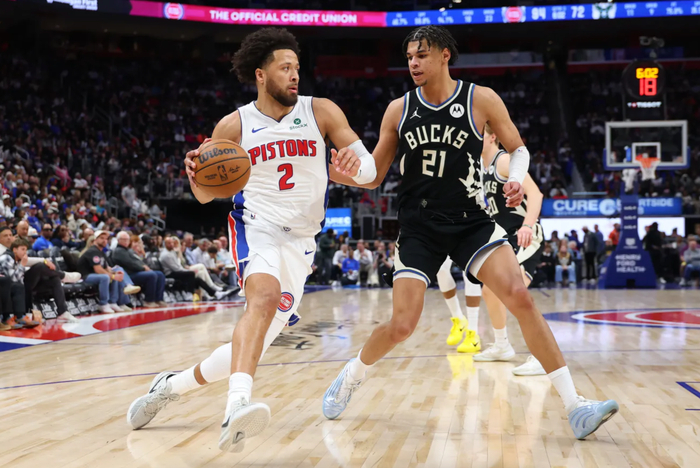 坎宁安复出助活塞大胜雄鹿 伤病困扰或成评奖关