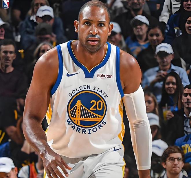 勇士逆转快船晋级附加赛第二轮 霍福德末节四记